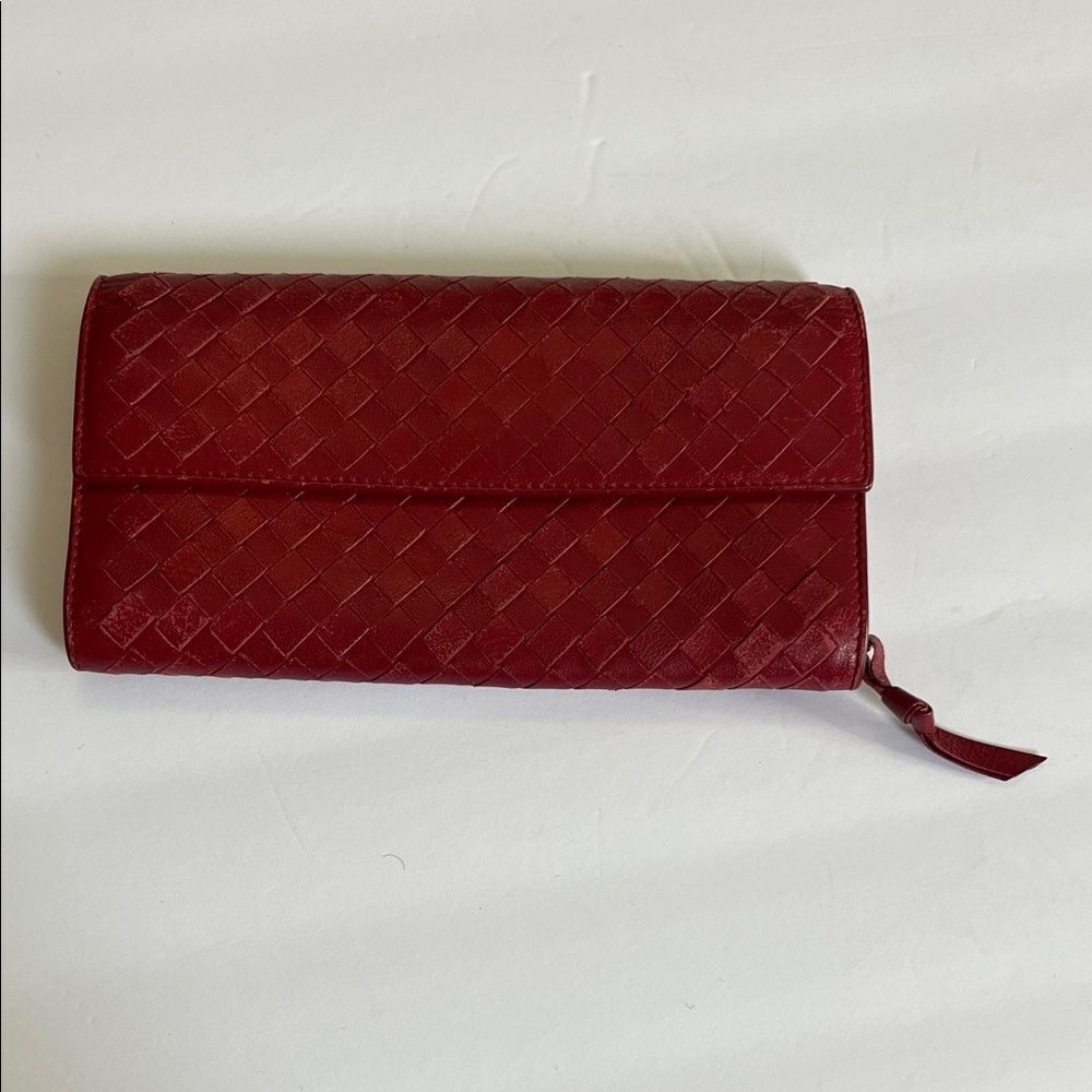 Bottega Veneta Red Woven Wallet - Picture 1 of 11
